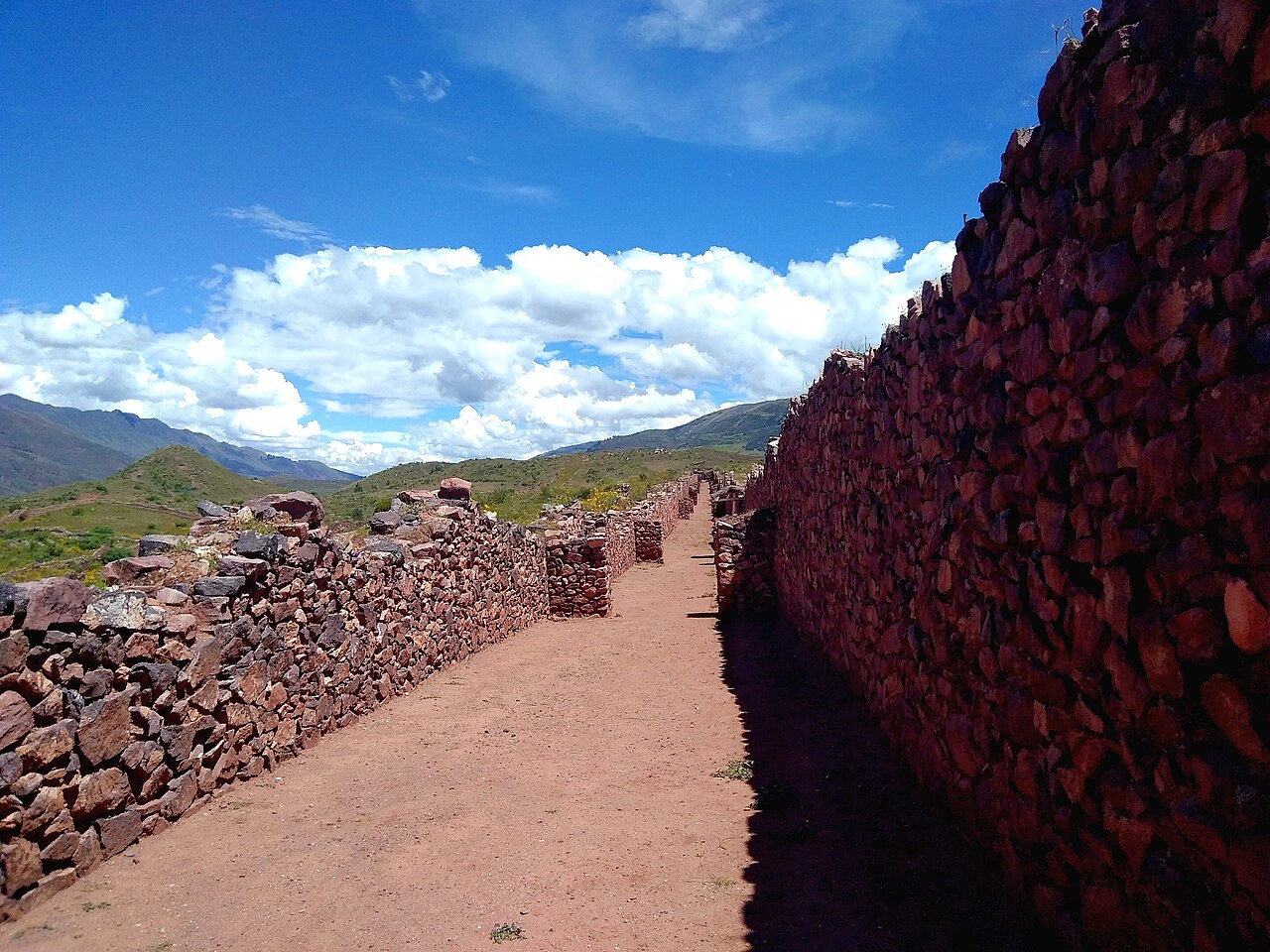 piquillacta-peru