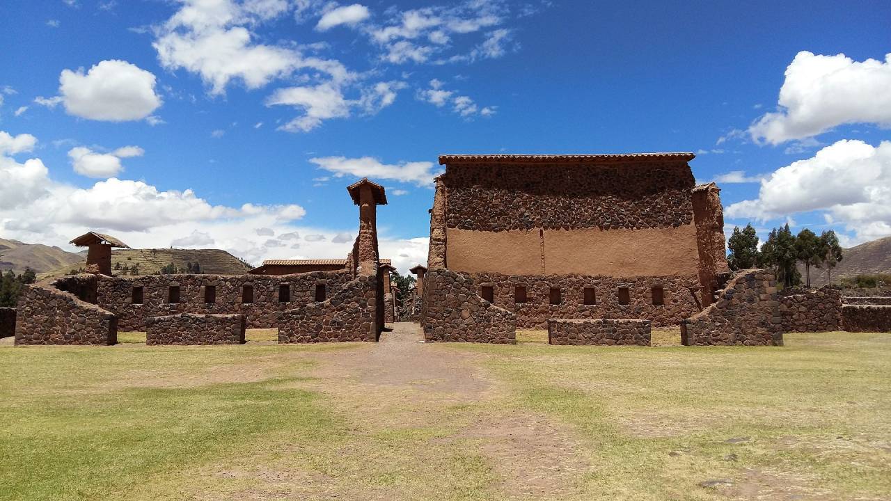 raqchi-peru-vista-ampla