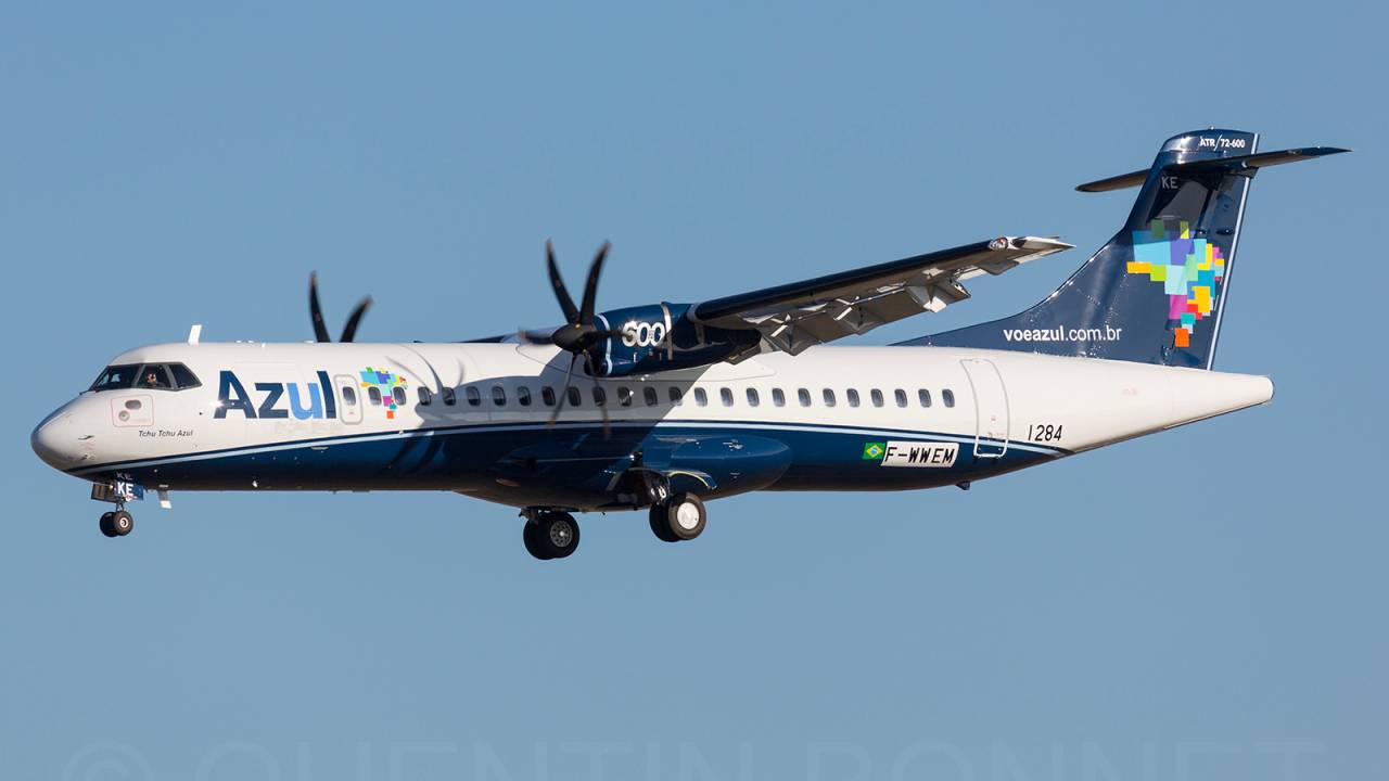 Aeronave modelo ATR 72-600 precisou retornar ao aeroporto de origem após a decolagem