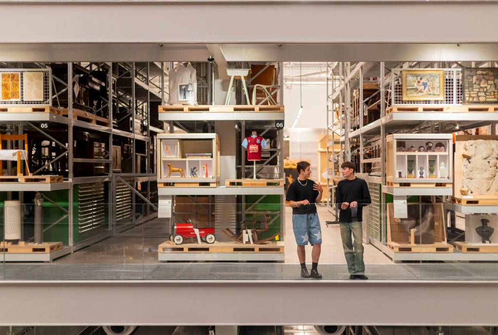VandA-Storehouse-interna VandA-Storehouse-interna
