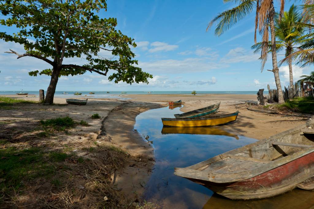 barcos-cumuruxatiba-bahia