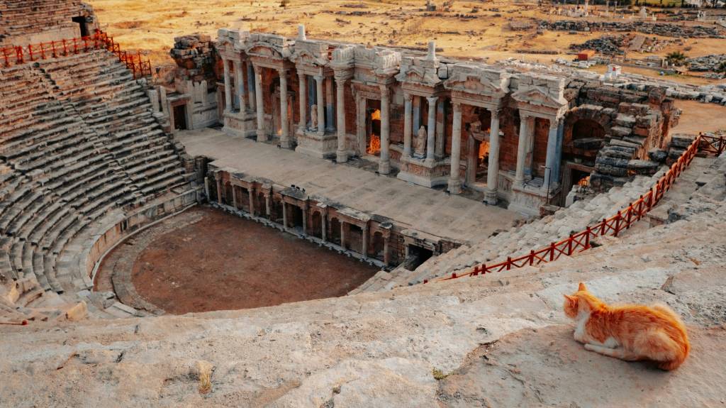hierapolis-ruinas-pemukkale