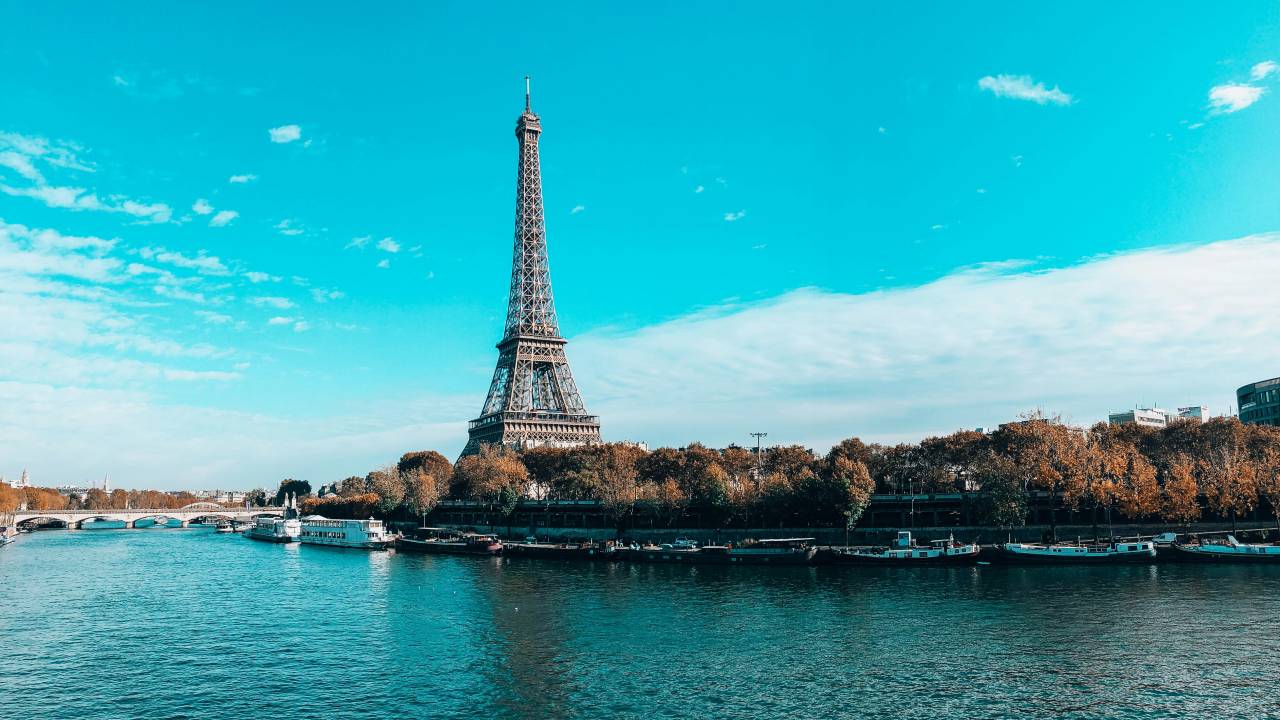 nadar-no-sena-paris
