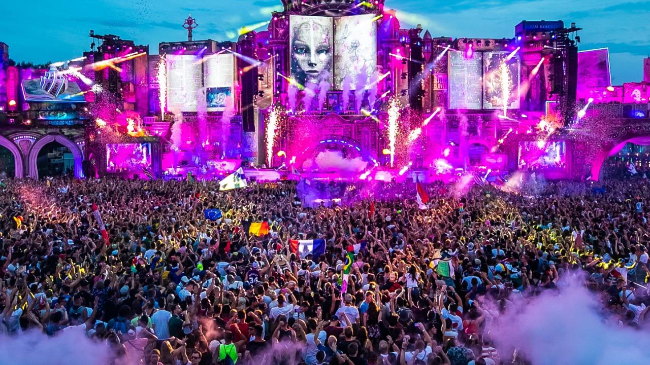 tomorrowland-belgica-boom