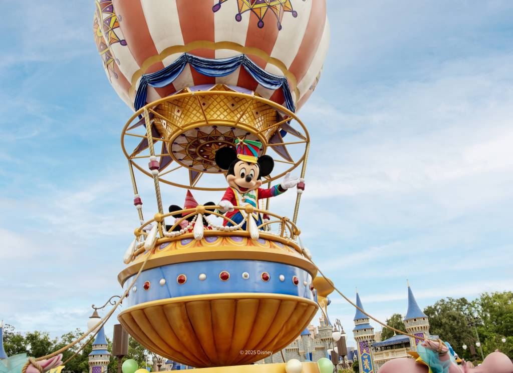 Festival of Fantasy Parade – Magic Kingdom Park Festival of Fantasy Parade - Magic Kingdom Park