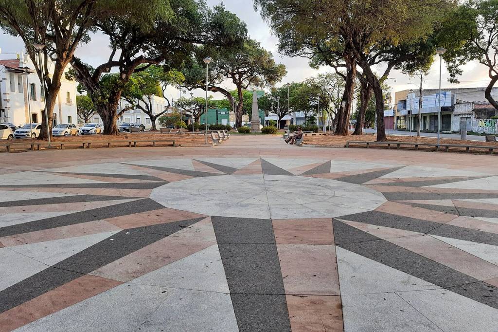 Praça_André_de_Albuquerque,_Natal_(RN) A Praça André de Albuquerque é um dos lugares mais simbólicos de Natal
