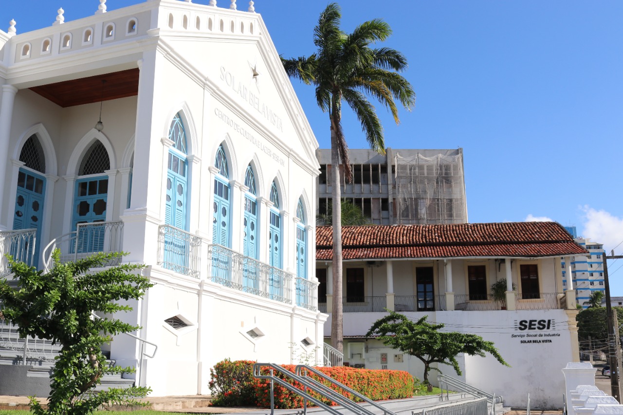 Com traços neoclássicos e história centenária, o Solar Bela Vista é ícone da arquitetura natalense