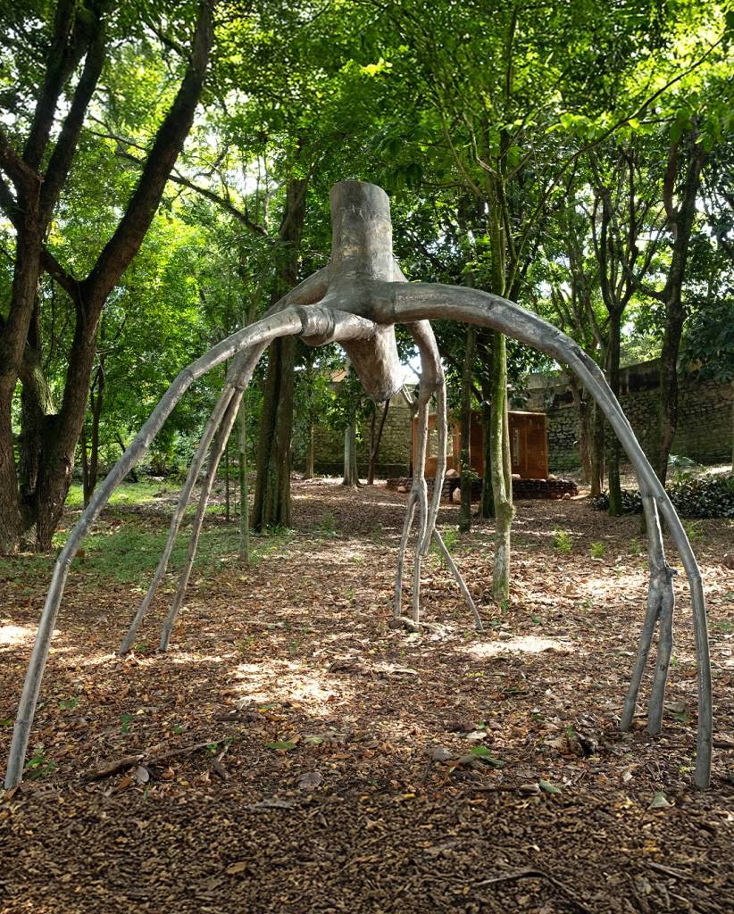 escultura-mangue-parque escultura-mangue-parque