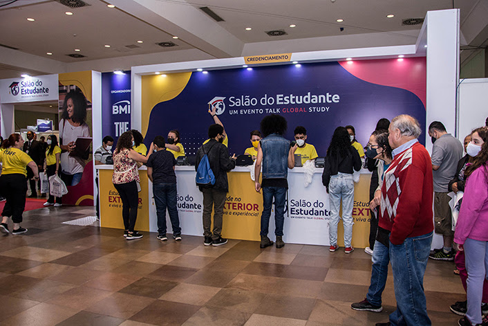 Quer estudar fora? Salão do Estudante oferece orientação gratuita em São Paulo