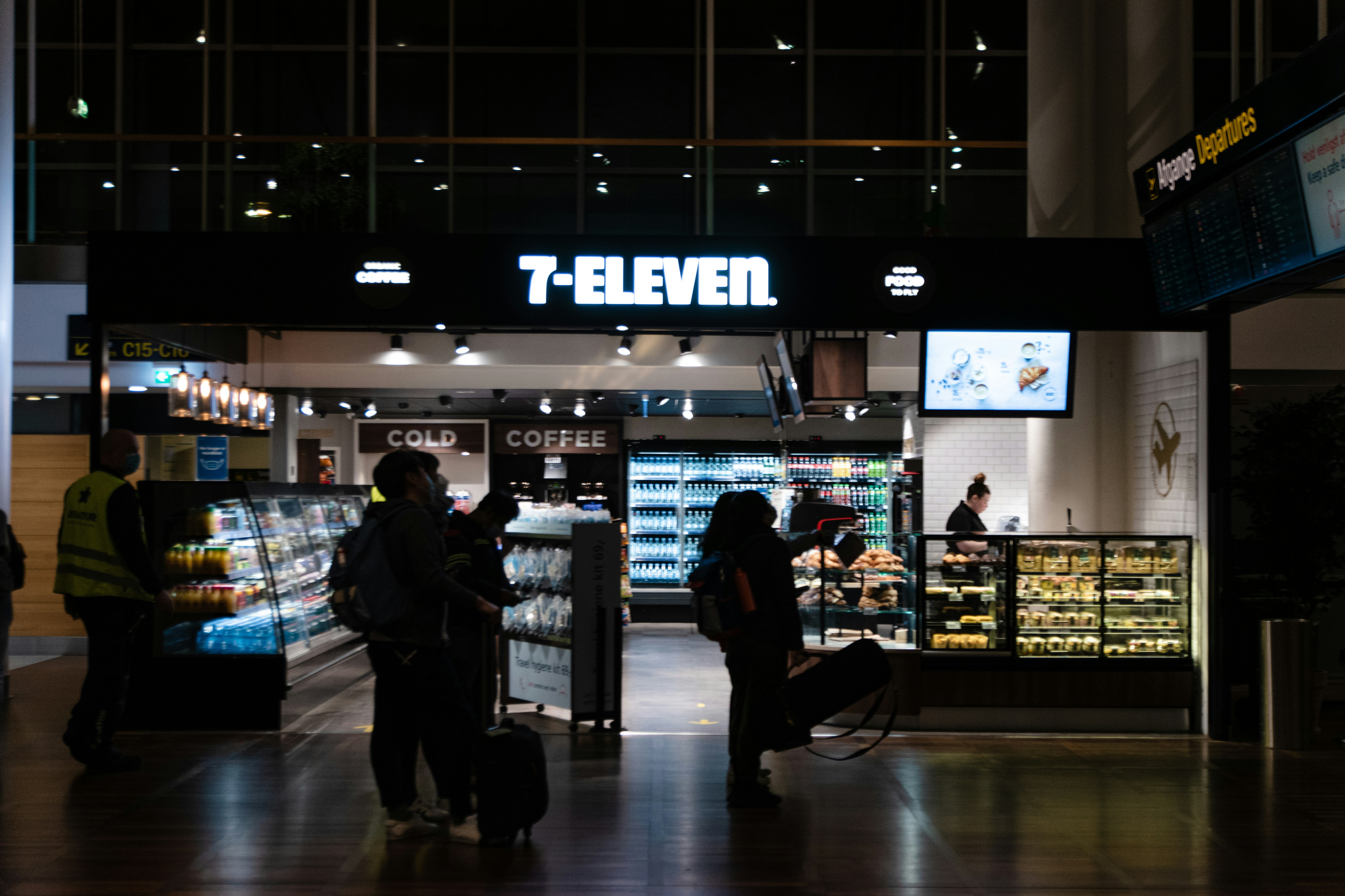 Conheça as regras para embarcar com alimentos em voos nacionais e internacionais