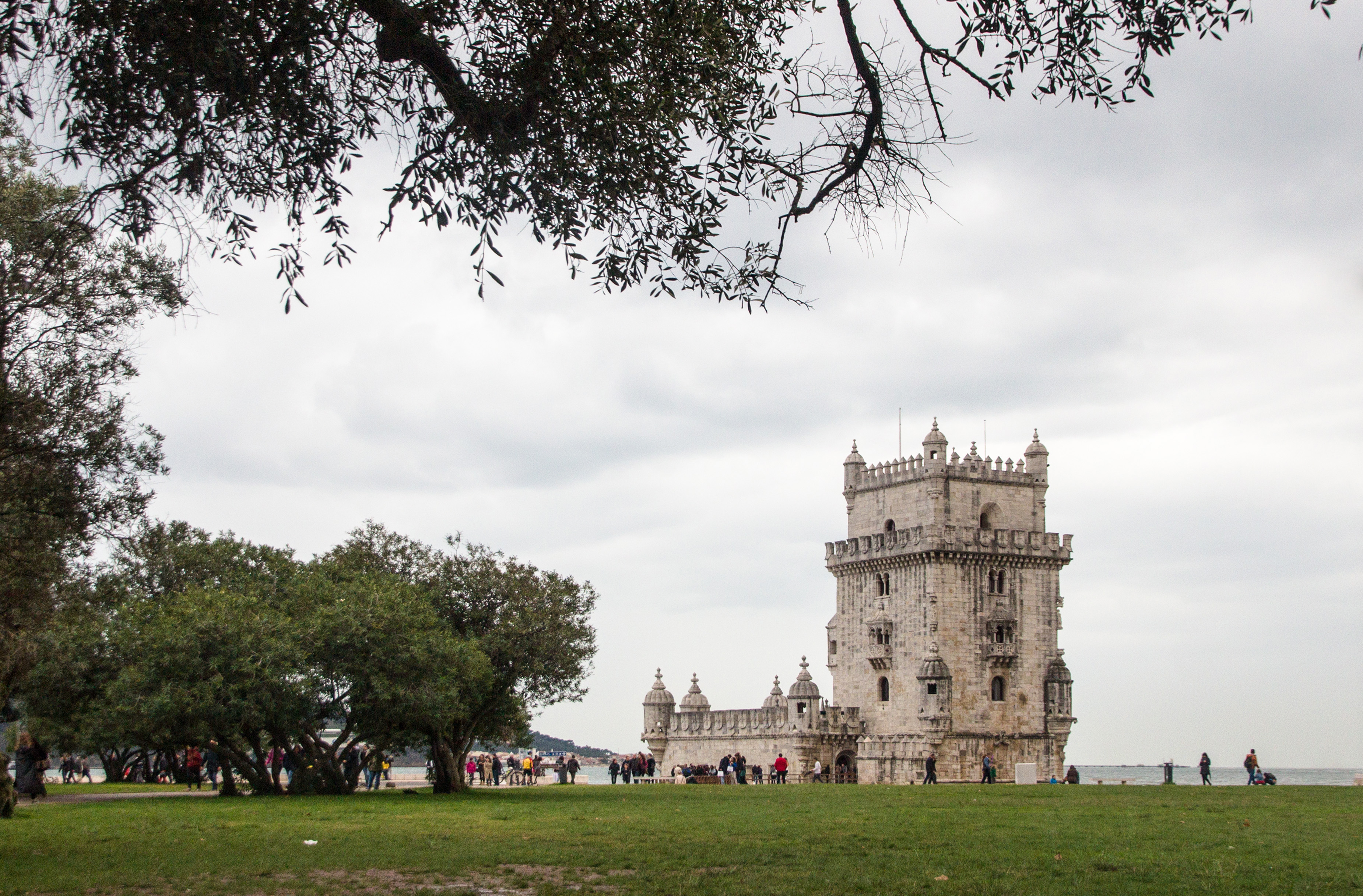 Jantar na Torre de Belém, em Lisboa, reúne sete chefs e terá edição em São Paulo